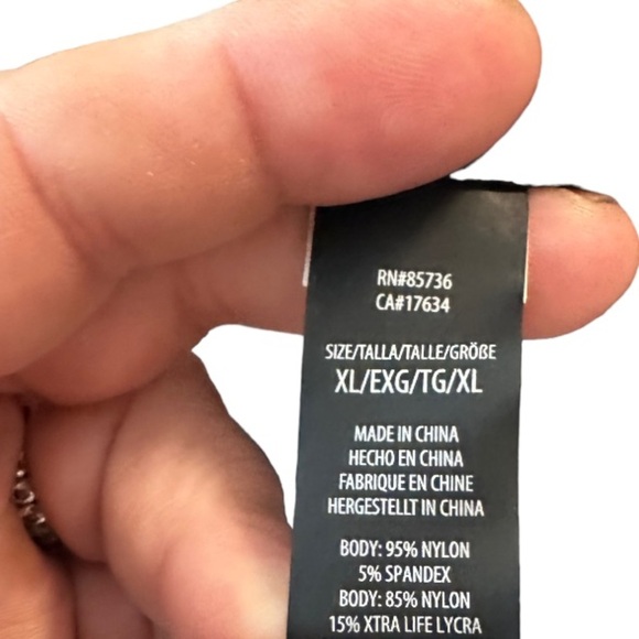 Coco Reef Black‎ Swim Skort - Picture 6 of 6